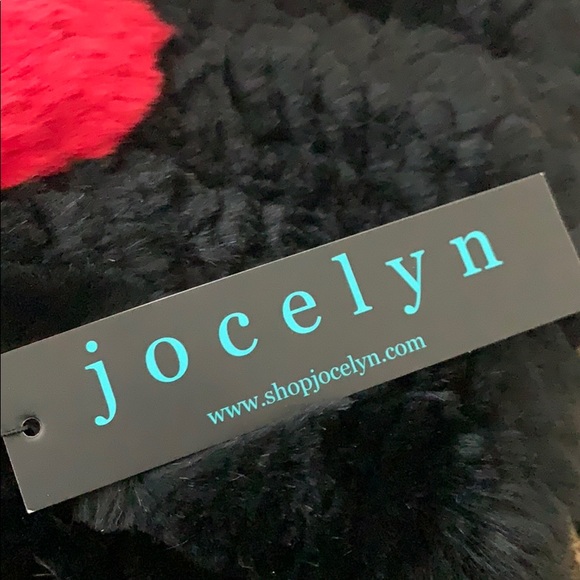 NEW Jocelyn Heart Black and Red Beanie Fur Hat - Picture 7 of 9